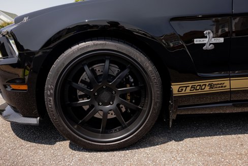 Used 2012 Ford Mustang Shelby GT500 w/ SVT Performance Pkg image 39