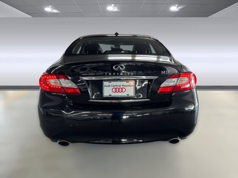 Used 2011 INFINITI M37 w/ Premium Pkg image 10