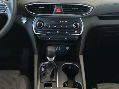 Used 2019 Hyundai Santa Fe SEL image 14