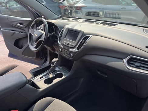 Used 2022 Chevrolet Equinox LT image 18