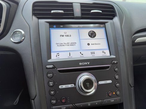 Used 2017 Ford Fusion Titanium image 32