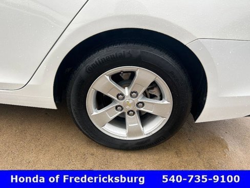 Used 2015 Chevrolet Malibu LS image 11