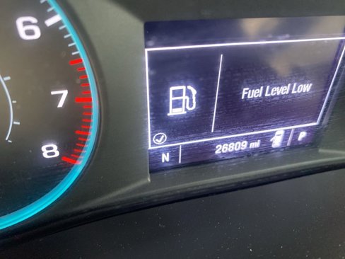 Used 2022 Chevrolet Traverse LS image 27