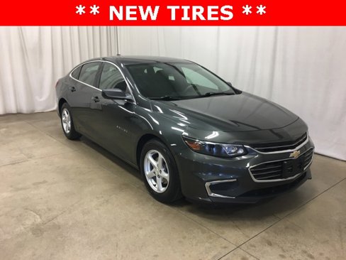 Used 2018 Chevrolet Malibu LS w/ LPO, Convenience Package 1 image 1
