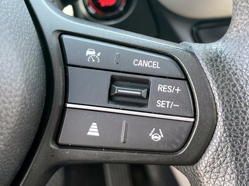 Certified 2023 Honda HR-V LX image 18