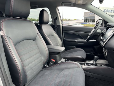 Used 2024 Mitsubishi Outlander Sport SE image 25