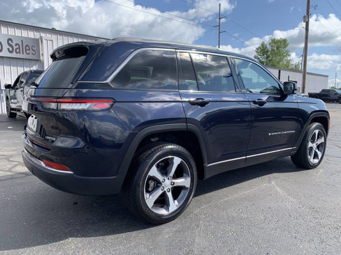 Used 2023 Jeep Grand Cherokee Limited image 9