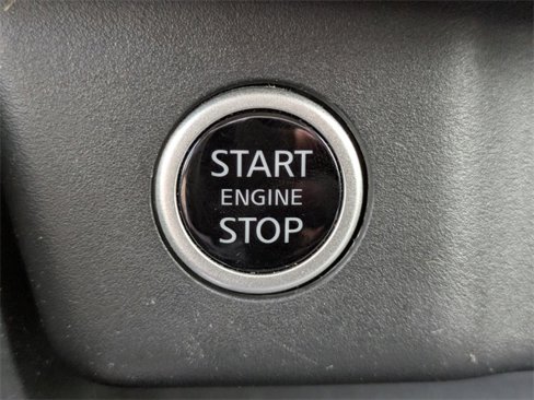 Used 2021 Nissan Rogue SV image 29