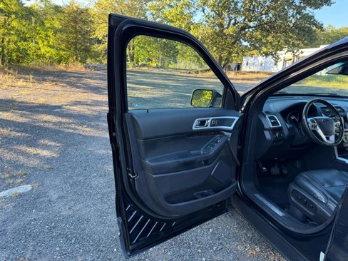 Used 2015 Ford Explorer Limited w/ Equipment Group 302A image 38