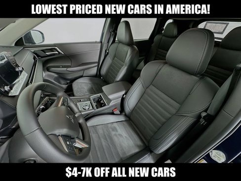New 2024 Mitsubishi Outlander SE image 11