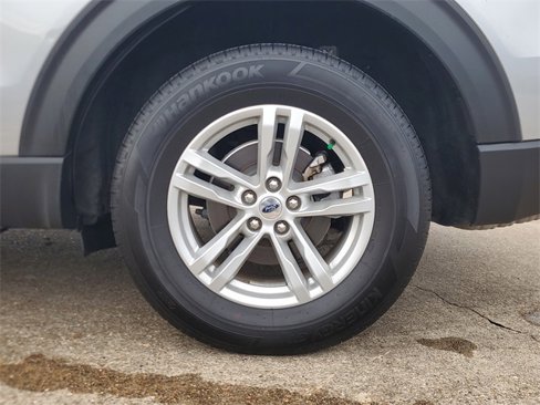 Used 2021 Ford Explorer XLT w/ Equipment Group 202A image 10