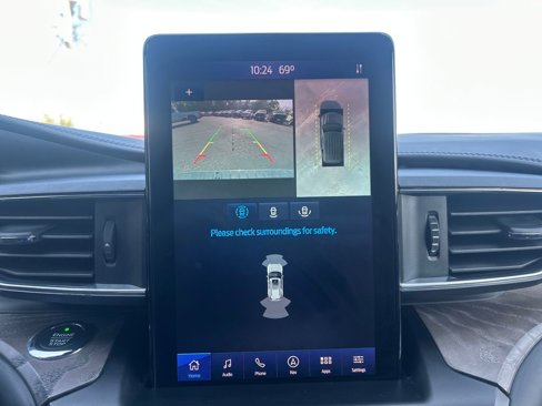 Used 2020 Ford Explorer Platinum w/ Premium Technology Package image 20