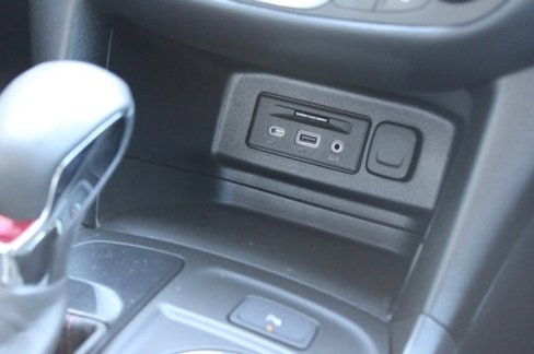 Used 2022 Chevrolet Equinox RS w/ Infotainment Package image 26