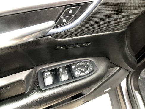 Used 2019 Cadillac XT5 Luxury image 13