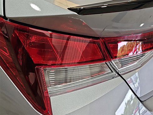 New 2025 Hyundai Elantra Sport image 32