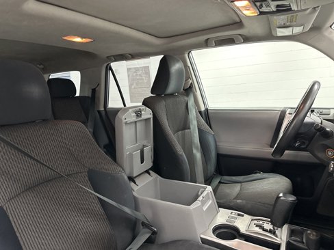 Used 2010 Toyota 4Runner SR5 image 28