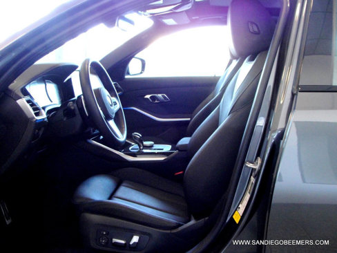 Used 2022 BMW 330i Sedan w/ M Sport Package image 25