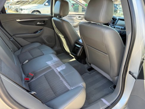 Used 2017 Chevrolet Impala LT image 16