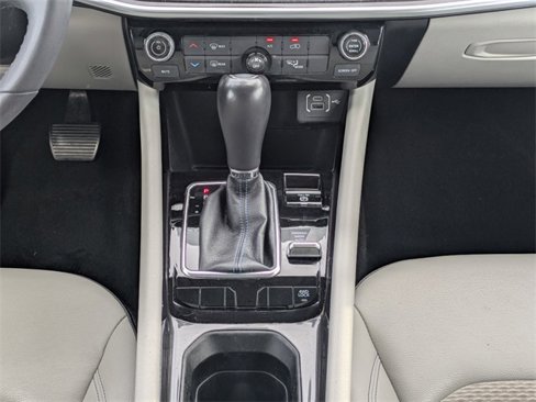 Used 2022 Jeep Compass Latitude image 19