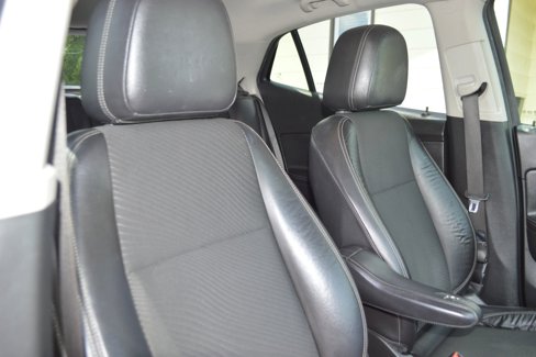 Used 2013 Buick Encore FWD image 19