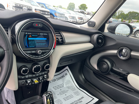 Used 2021 MINI Cooper SE w/ 6.5" Touchscreen Package image 11