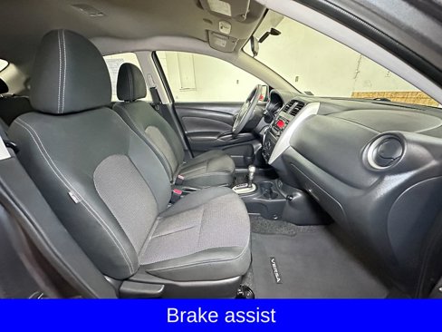 Used 2018 Nissan Versa SV image 6