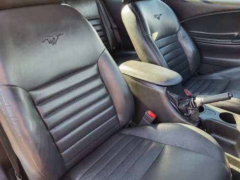 Used 2004 Ford Mustang GT image 17