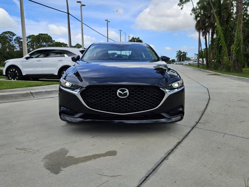 Used 2021 MAZDA MAZDA3 Sedan image 2
