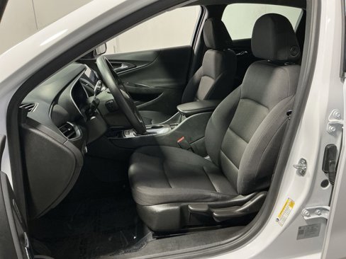 Used 2022 Chevrolet Malibu LS image 21
