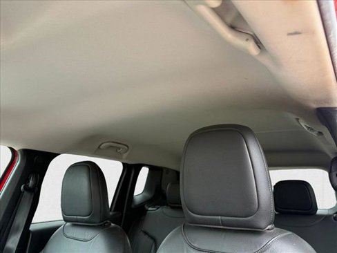 Used 2015 Jeep Renegade Limited image 13