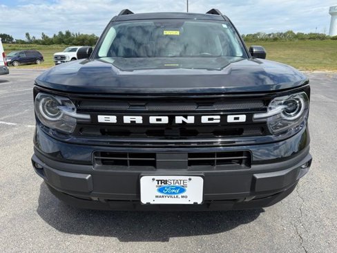 Used 2023 Ford Bronco Sport Outer Banks w/ Tech Package image 2