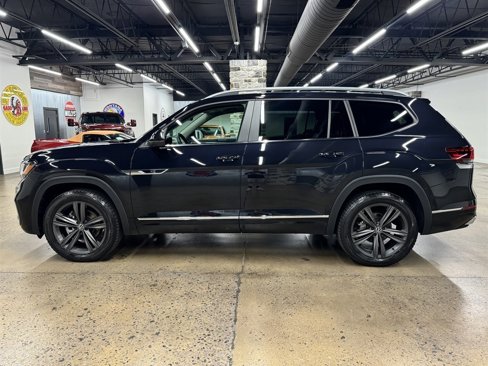 Used 2022 Volkswagen Atlas SEL R-Line image 4