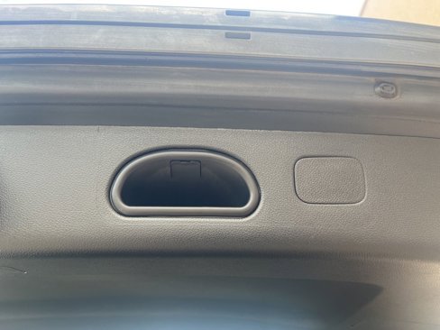 Used 2020 Kia Sportage LX image 12