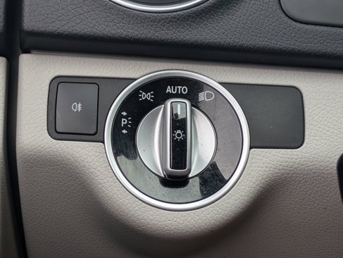 Used 2012 Mercedes-Benz C 300 4MATIC Sedan image 14