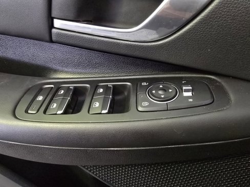 Certified 2023 Hyundai Sonata SEL w/ Convenience Package image 9