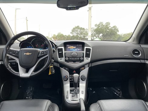 Used 2016 Chevrolet Cruze LT w/ Sun, Sound and Sport Package image 5