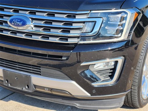 Used 2018 Ford Expedition Max Limited w/ Equipment Group 302A image 9