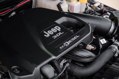 Used 2021 Jeep Gladiator Sport image 77