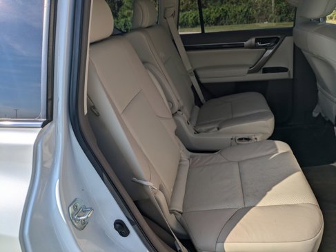 Used 2018 Lexus GX 460 image 27