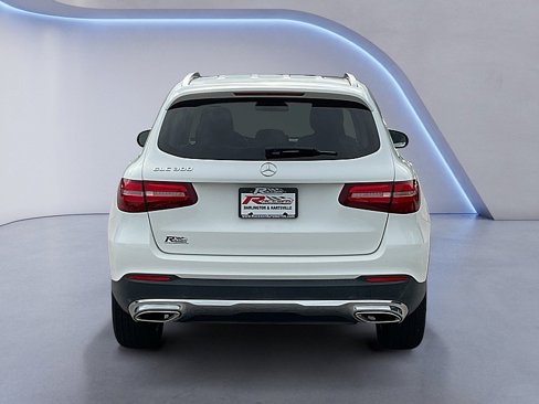 Used 2017 Mercedes-Benz GLC 300 image 3