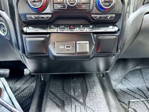 Used 2019 Chevrolet Silverado 1500 LT w/ All-Star Edition image 27
