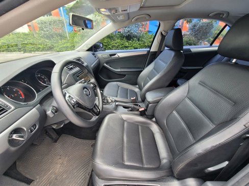 Used 2015 Volkswagen Jetta Sport image 13
