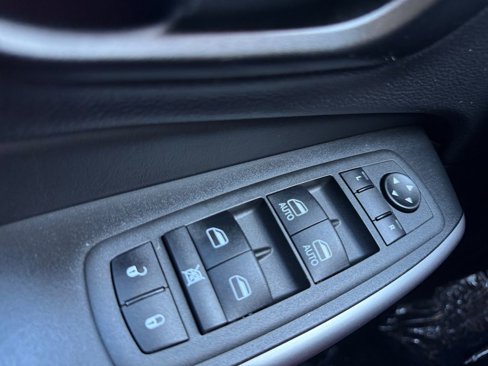 Used 2022 Jeep Cherokee Latitude Lux image 21