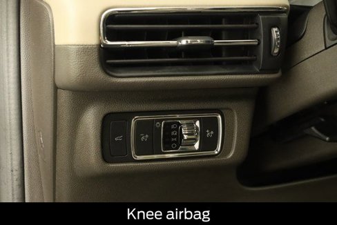 Used 2022 Lincoln Corsair AWD w/ Equipment Group 101A image 37