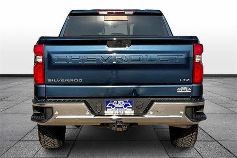 Used 2019 Chevrolet Silverado 1500 LTZ w/ LTZ Texas Edition image 4