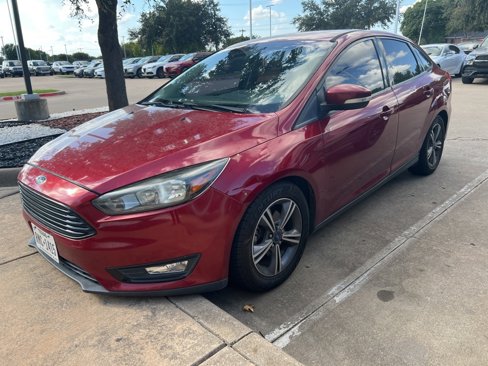 Used 2017 Ford Focus SE image 2