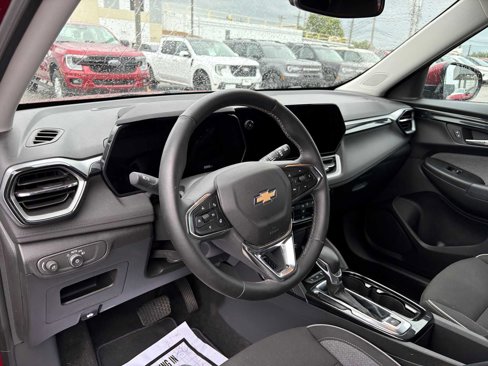 Used 2024 Chevrolet TrailBlazer LT w/ Convenience Package image 12