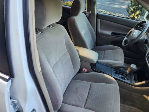 Used 2005 Toyota Camry LE image 12