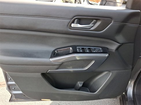 Used 2022 Nissan Pathfinder SL w/ SL Premium Package image 13