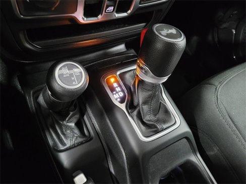 Used 2023 Jeep Wrangler Unlimited image 22